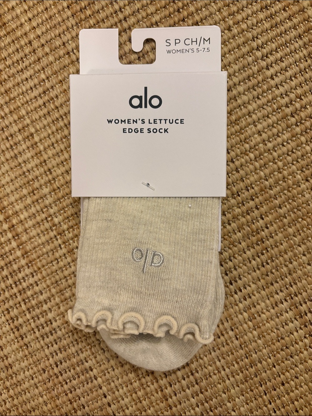 ALO Yoga Women's Lettuce Edge Sock Beige Cream
